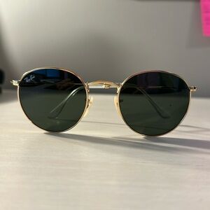 Ray-Ban Round Metal
